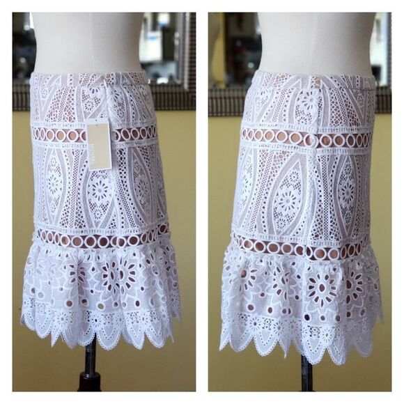 Michael Kors Medallion White Lace Lined Skirt - Picture 4 of 8